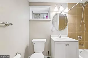 2506 E Fairmount Ave, Baltimore, MD 21224 - Photo 28