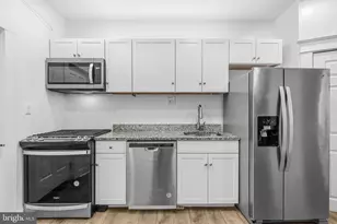 3104 Lawnview Ave, Baltimore, MD 21213 - Photo 10