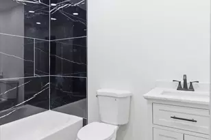 1013 Myrtle Ave, Baltimore, MD 21201 - Photo 34