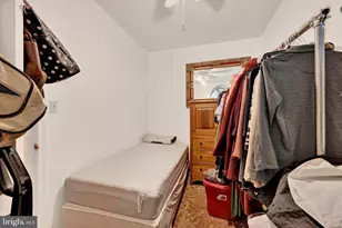 2072 Linden Ave, Baltimore, MD 21217 - Photo 18