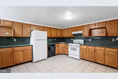 2905 E Federal Street, Baltimore, MD 21213 - Photo 18