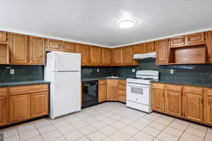 2905 E Federal St, Baltimore, MD 21213 - Photo 18