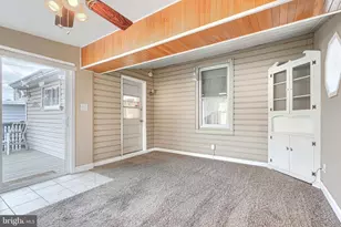 6113 Fair Oaks Ave, Baltimore, MD 21214 - Photo 12