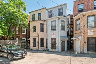 30 E 25th St, Baltimore, MD 21218 - Photo 32