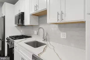 1728 E 32nd St, Baltimore, MD 21218 - Photo 22