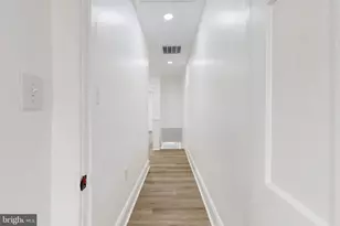 2320 W Lexington St, Baltimore, MD 21223 - Photo 22