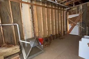 919 N Monroe St, Baltimore, MD 21217 - Photo 14