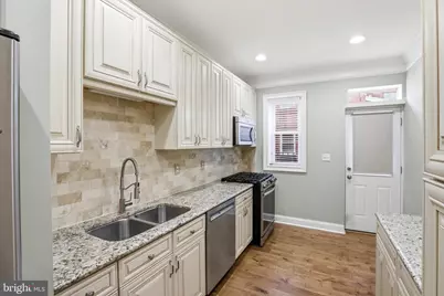 222 S Exeter Street, Baltimore, MD 21202 - Photo 8