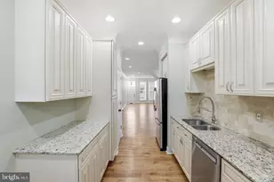 222 S Exeter St, Baltimore, MD 21202 - Photo 10
