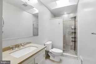 222 S Exeter St, Baltimore, MD 21202 - Photo 18