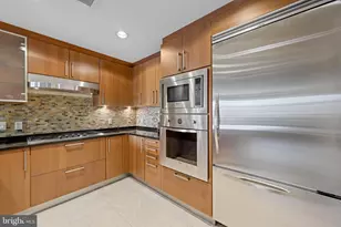 801 Key Hwy, Baltimore, MD 21230 - Photo 16