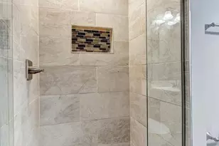 822 S Highland Ave, Baltimore, MD 21224 - Photo 26