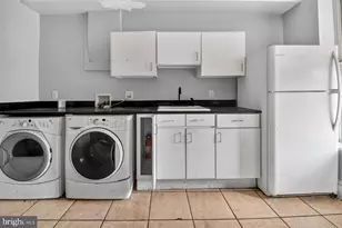 1207 Cleveland St, Baltimore, MD 21230 - Photo 8