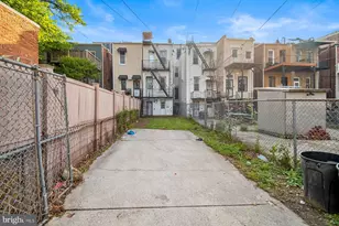 3212 Auchentoroly Terrace, Baltimore, MD 21217 - Photo 6