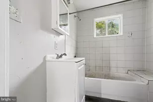 5729 Govane Ave, Baltimore, MD 21212 - Photo 24