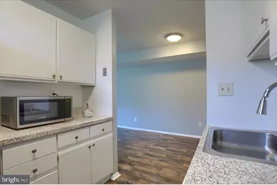 4411 Falls Bridge Drive #B, Baltimore, MD 21211 - Photo 12