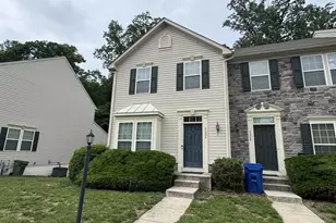5226 Wyndholme Cir, Baltimore, MD 21229 - Photo 1
