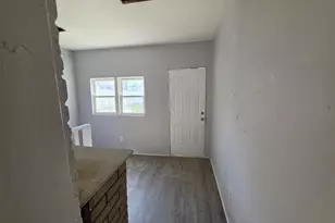 606 N Ashburton St, Baltimore, MD 21216 - Photo 8