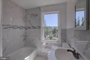 303 Charter Oak Ave, Baltimore, MD 21212 - Photo 10
