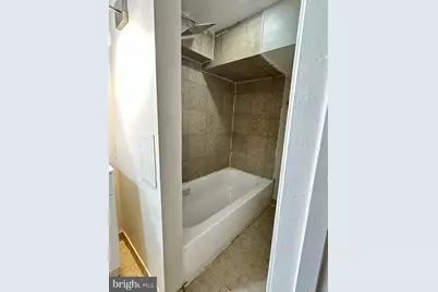 5215 Muth Avenue, Baltimore, MD 21207 - Photo 36