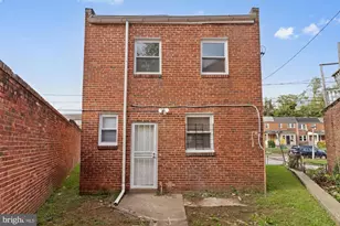 2915 Oakford Ave, Baltimore, MD 21215 - Photo 12