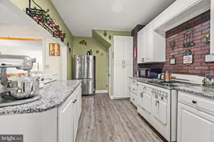428 Rosecroft Terrace, Baltimore, MD 21229 - Photo 16