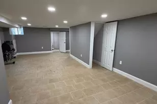 1353 Cambria St, Baltimore, MD 21225 - Photo 16