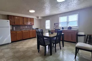 5709 Moravia Rd, Baltimore, MD 21206 - Photo 4