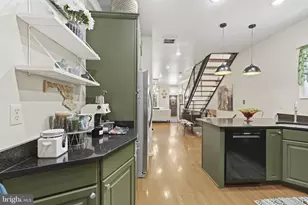 2 N Clinton St, Baltimore, MD 21224 - Photo 18