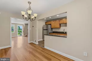 586 Lucia Ave, Baltimore, MD 21229 - Photo 8