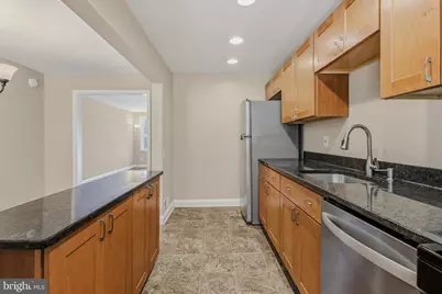 586 Lucia Avenue, Baltimore, MD 21229 - Photo 10