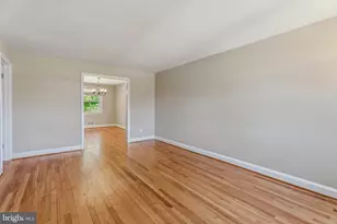 586 Lucia Ave, Baltimore, MD 21229 - Photo 4