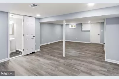10 Rosedale Street, Baltimore, MD 21229 - Photo 16