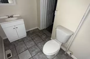 2106 Ramsay St, Baltimore, MD 21223 - Photo 6