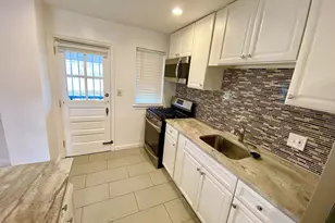 5781 Edgepark Rd, Baltimore, MD 21239 - Photo 8