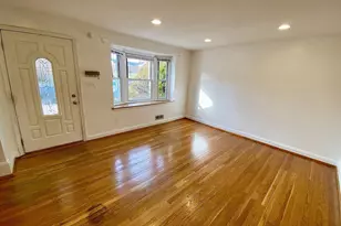 5781 Edgepark Rd, Baltimore, MD 21239 - Photo 4