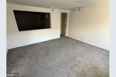 893 Howard Street N, Baltimore, MD 21201 - Photo 4