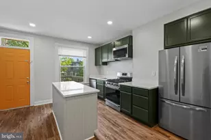 621 E 36th St, Baltimore, MD 21218 - Photo 10
