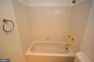 1000 Fell St, Baltimore, MD 21231 - Photo 24