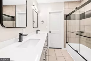 516 E 27th St, Baltimore, MD 21218 - Photo 16