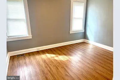 2 W Jeffrey, Baltimore, MD 21225 - Photo 8