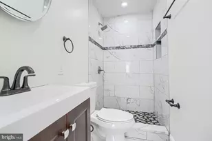 404 N Robinson St, Baltimore, MD 21224 - Photo 14