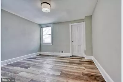 315 W 30th Street, Baltimore, MD 21211 - Photo 16