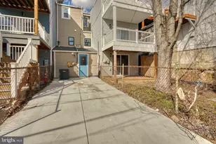 315 W 30th St, Baltimore, MD 21211 - Photo 32
