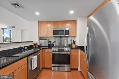 414 Water Street #1813, Baltimore, MD 21202 - Photo 14