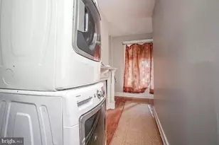 2740 N Calvert St, Baltimore, MD 21218 - Photo 8