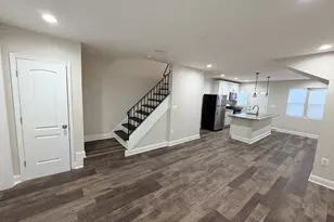 607 Cheraton Rd, Baltimore, MD 21225 - Photo 1