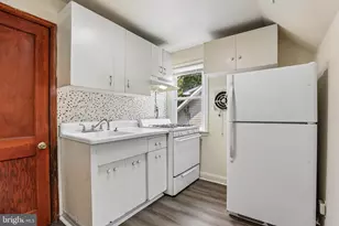 4003 Ridgecroft Rd, Baltimore, MD 21206 - Photo 32