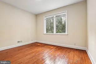 4003 Ridgecroft Rd, Baltimore, MD 21206 - Photo 16