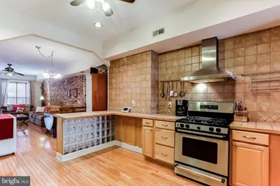 814 S Clinton Street S, Baltimore, MD 21224 - Photo 14